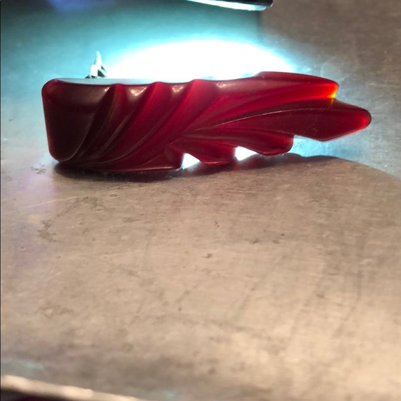 Vintage Bakelite Maroon Scarf Pin - Picture 7 of 7